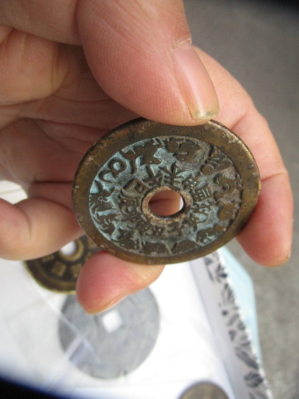 dvubb 图片点击可在新窗口打开查看