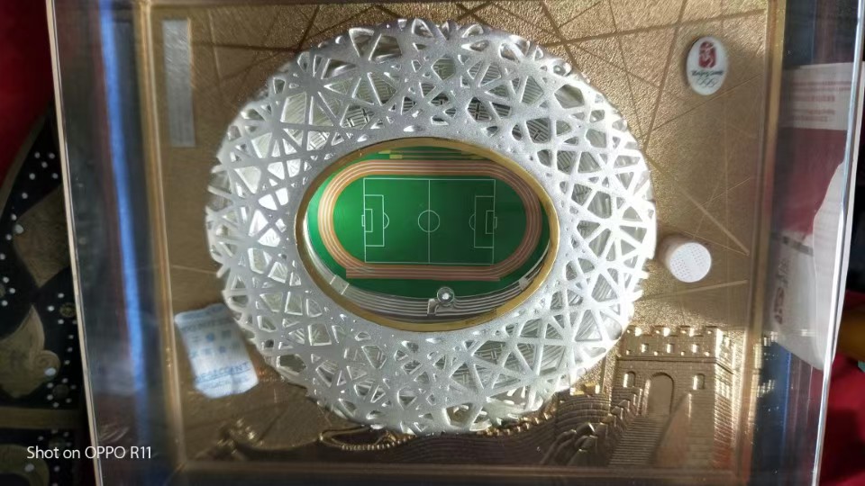 dvubb 图片点击可在新窗口打开查看