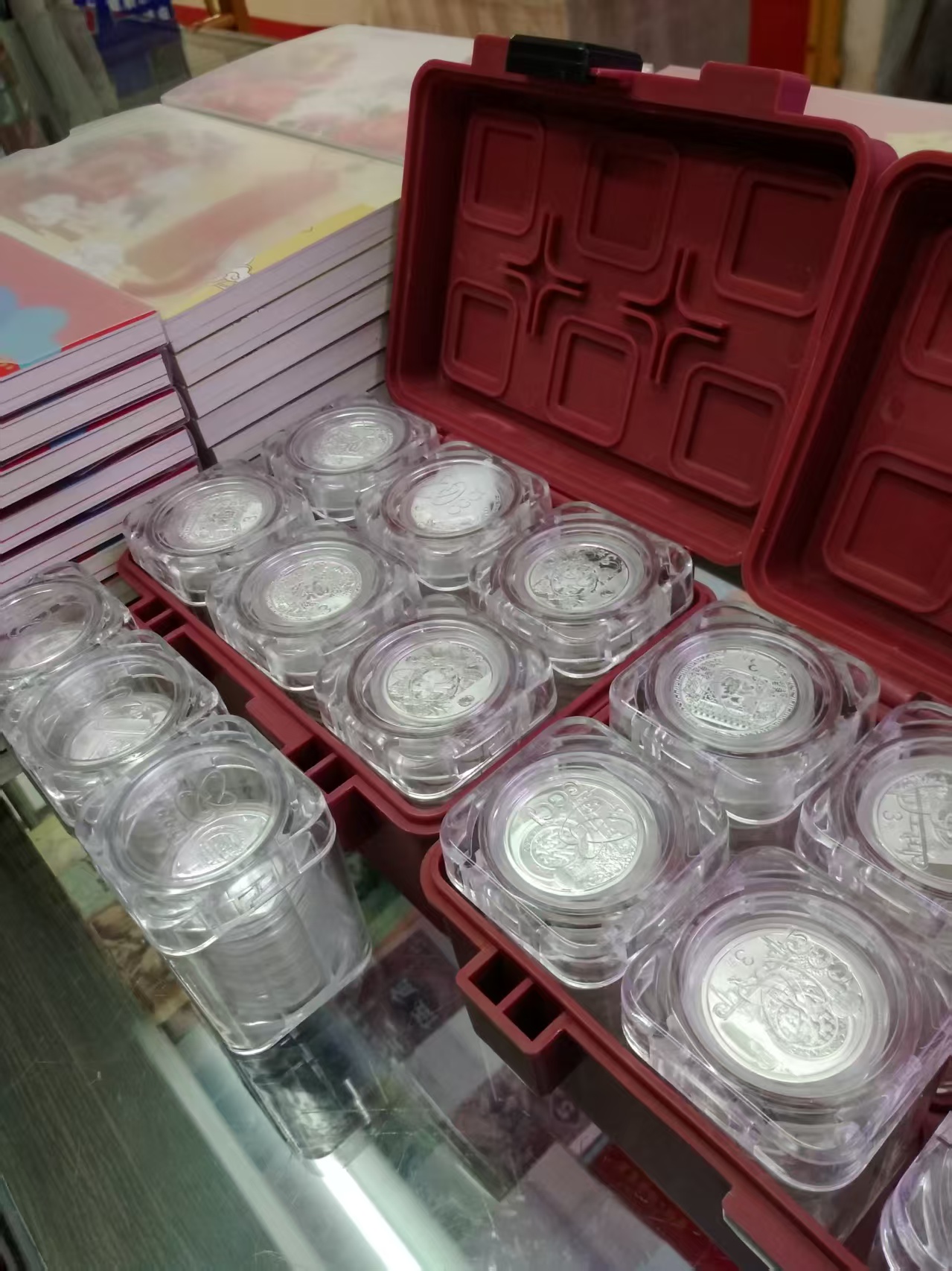 dvubb 图片点击可在新窗口打开查看