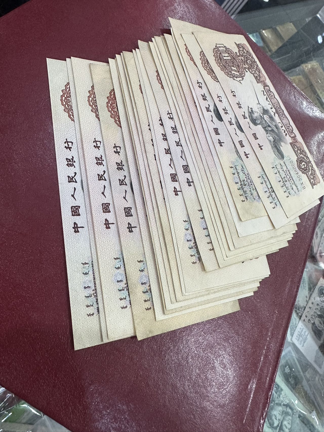 dvubb 图片点击可在新窗口打开查看