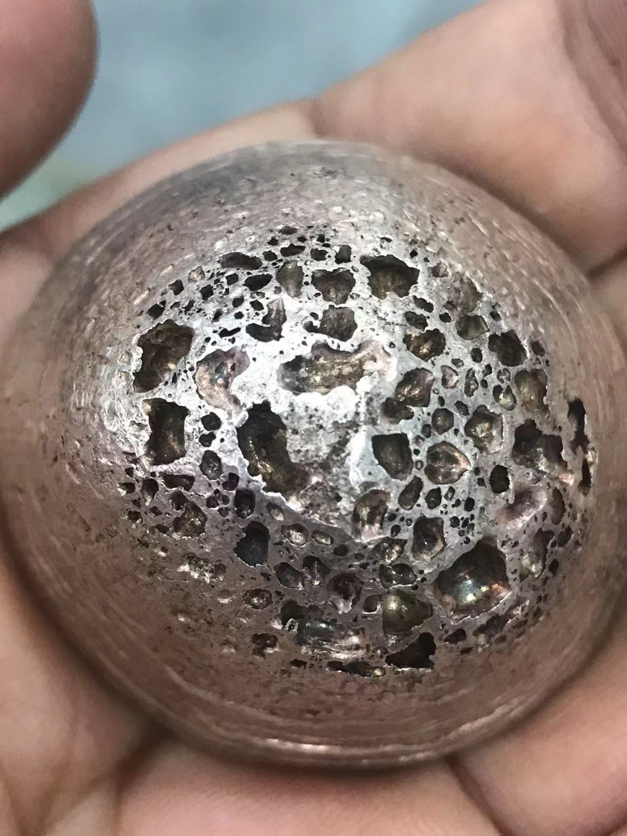 dvubb 图片点击可在新窗口打开查看