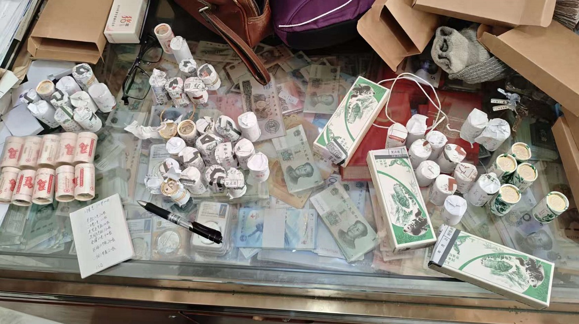 dvubb 图片点击可在新窗口打开查看