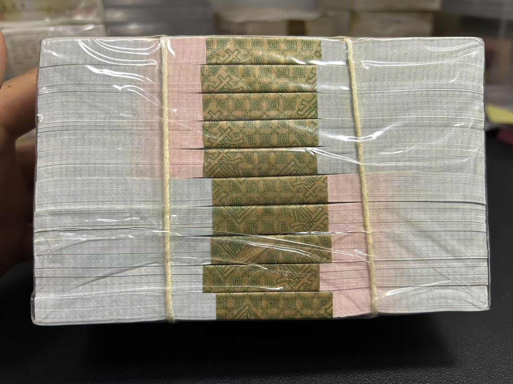 dvubb 图片点击可在新窗口打开查看