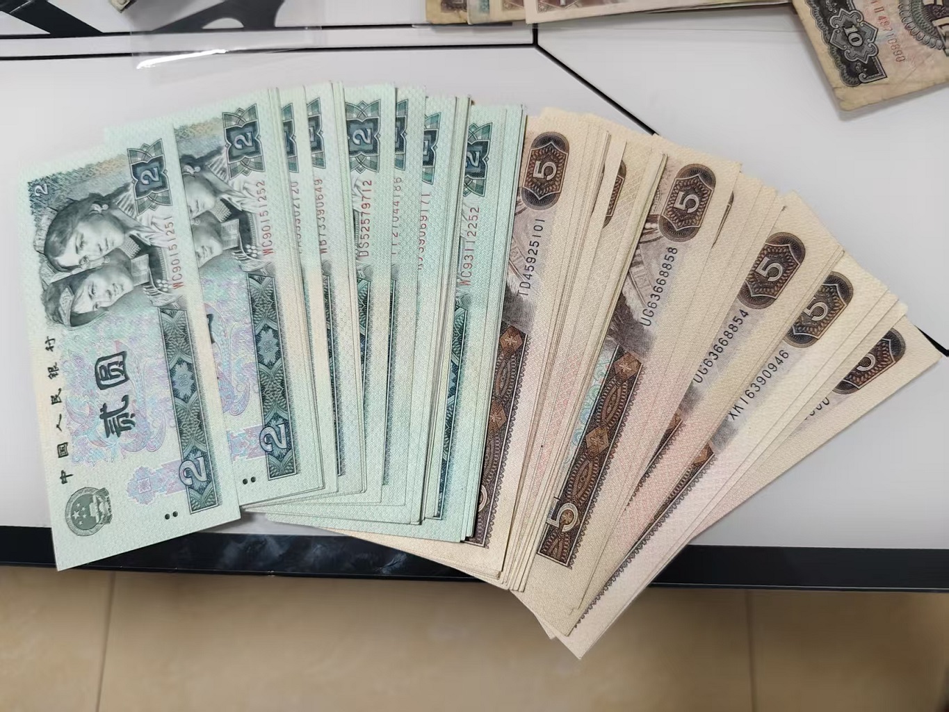 dvubb 图片点击可在新窗口打开查看