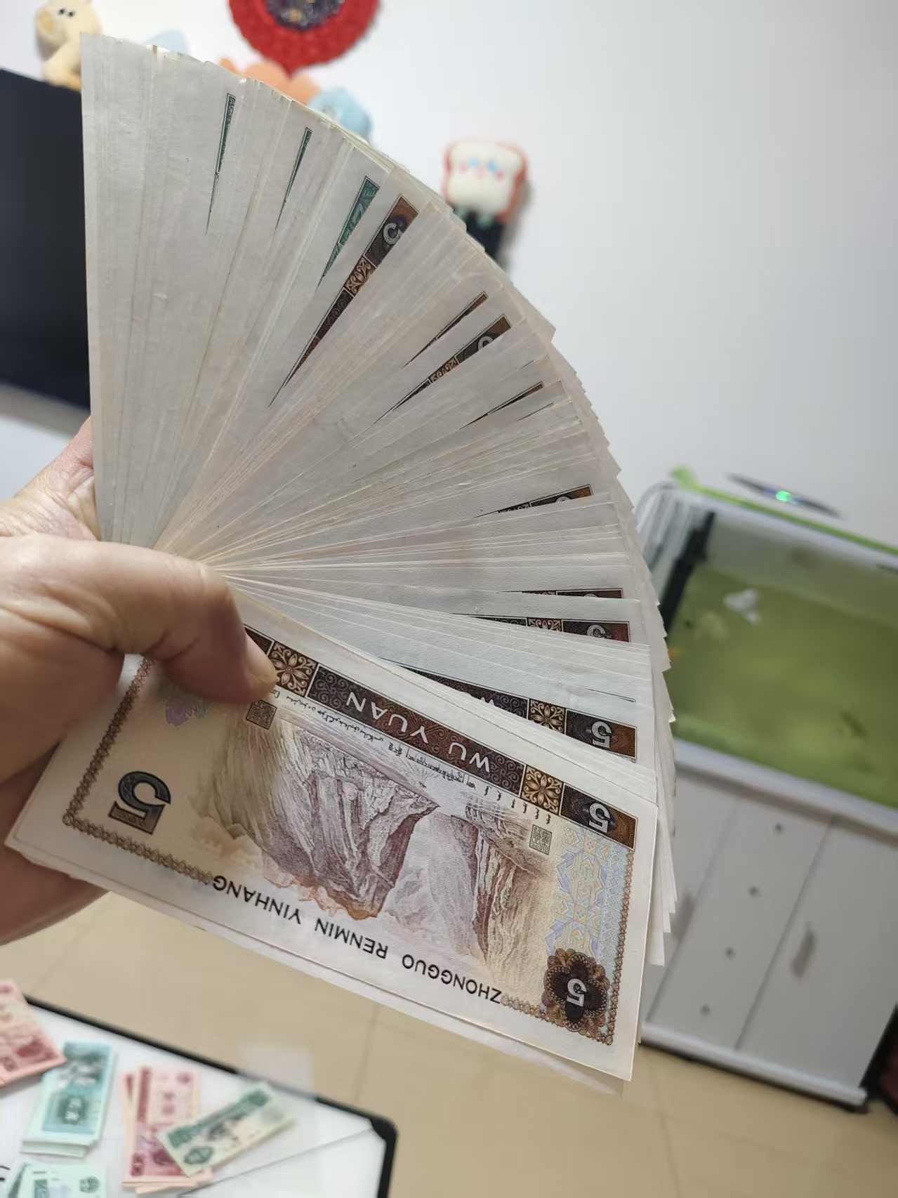 dvubb 图片点击可在新窗口打开查看