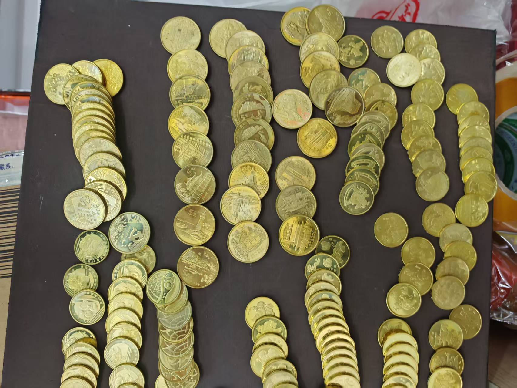 dvubb 图片点击可在新窗口打开查看