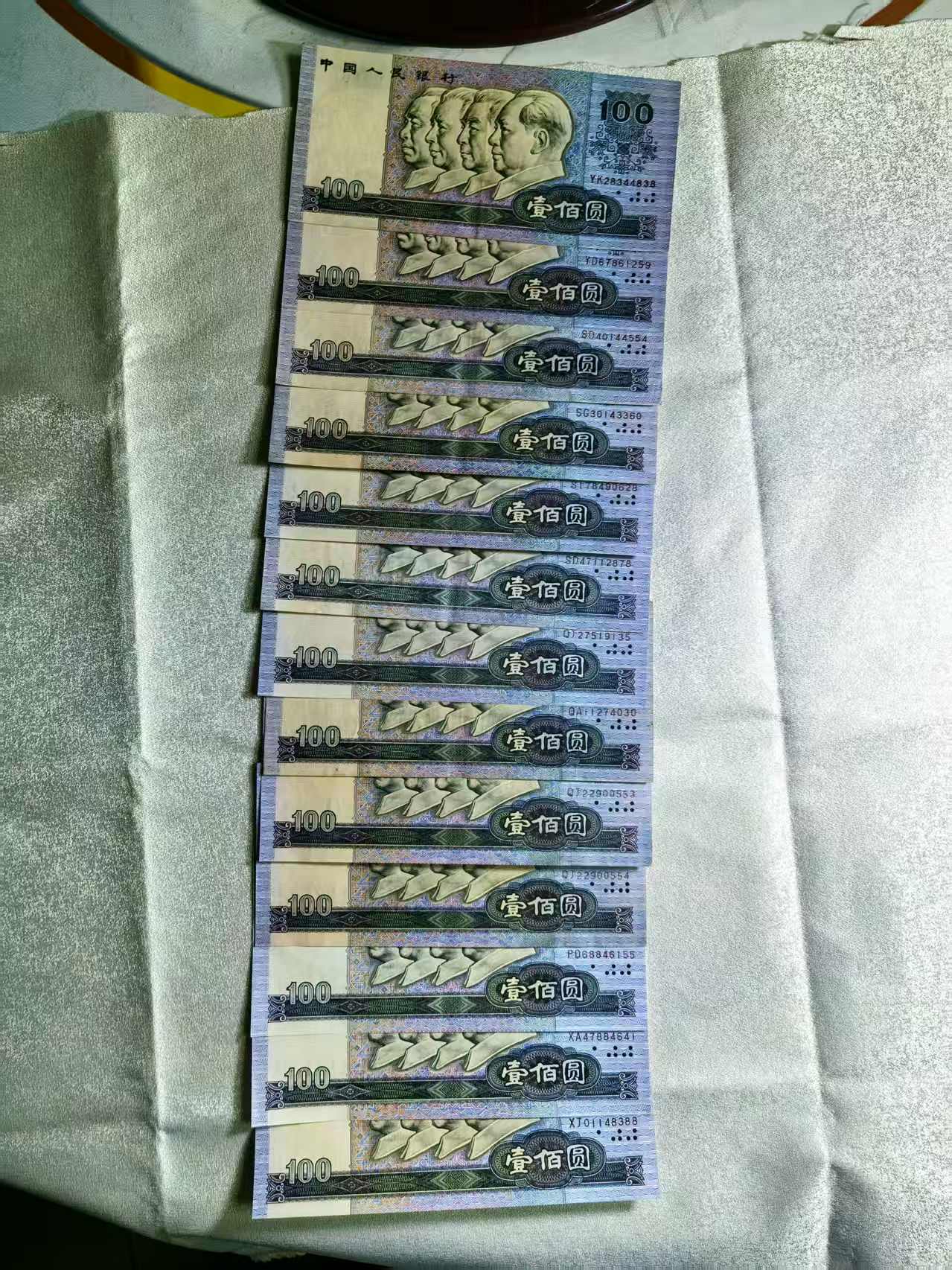 dvubb 图片点击可在新窗口打开查看