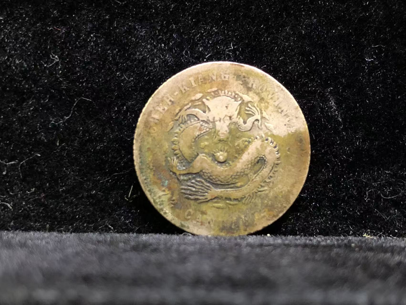 dvubb 图片点击可在新窗口打开查看