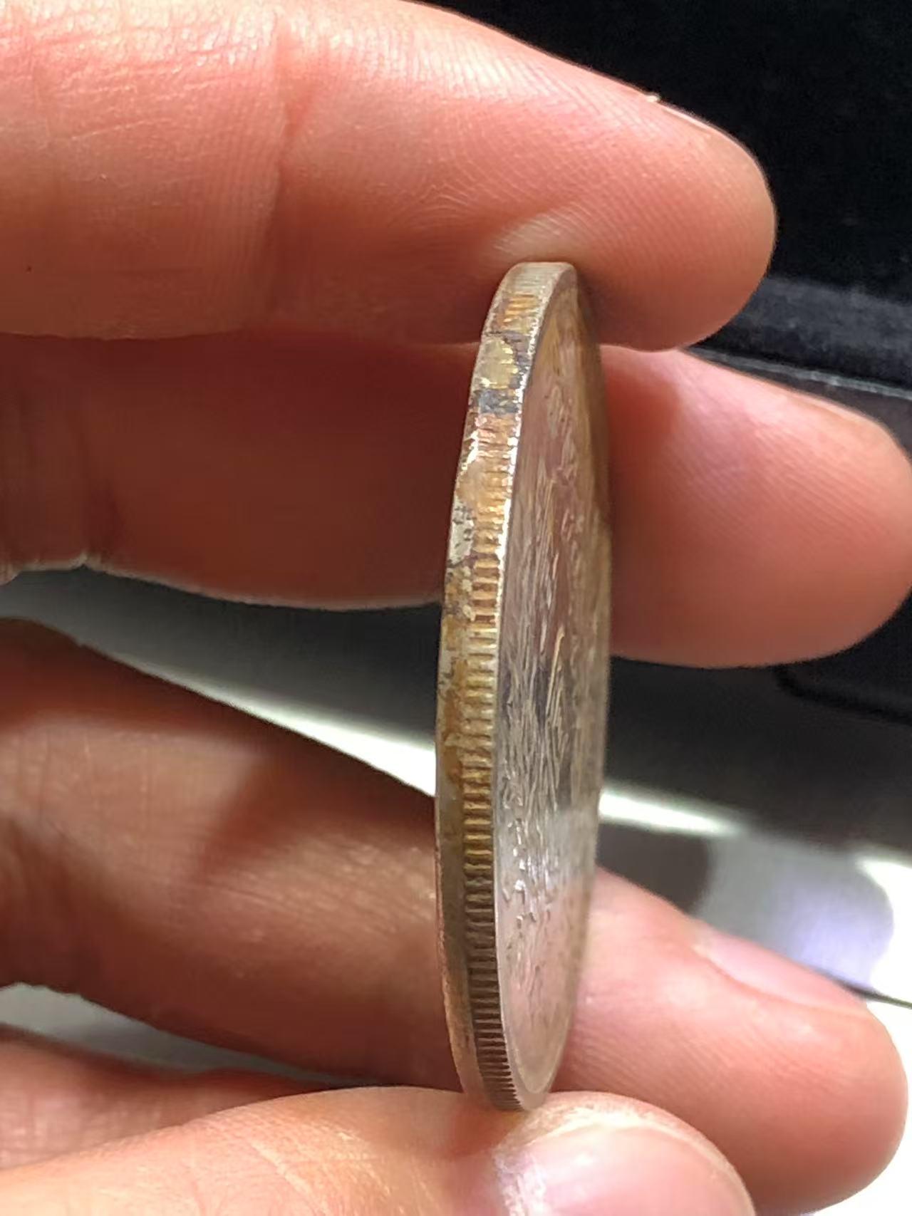 dvubb 图片点击可在新窗口打开查看