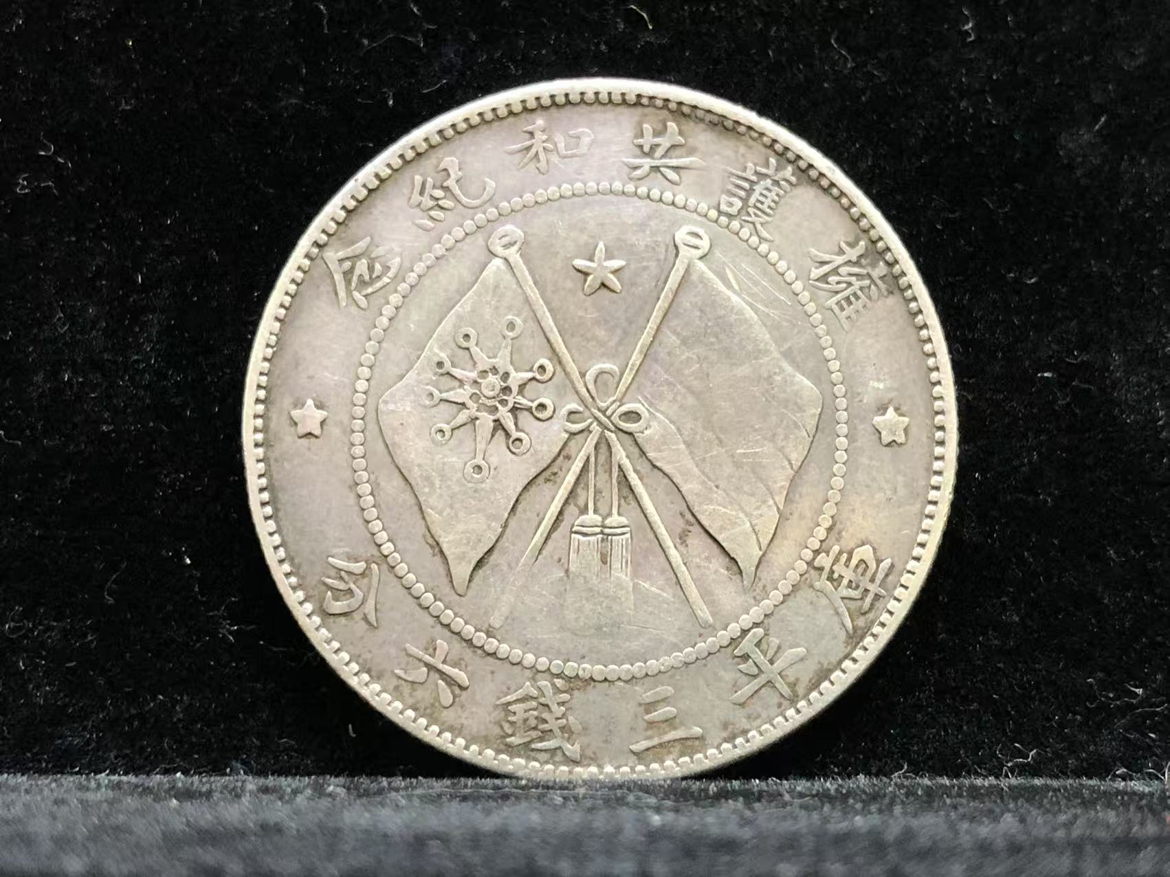 dvubb 图片点击可在新窗口打开查看