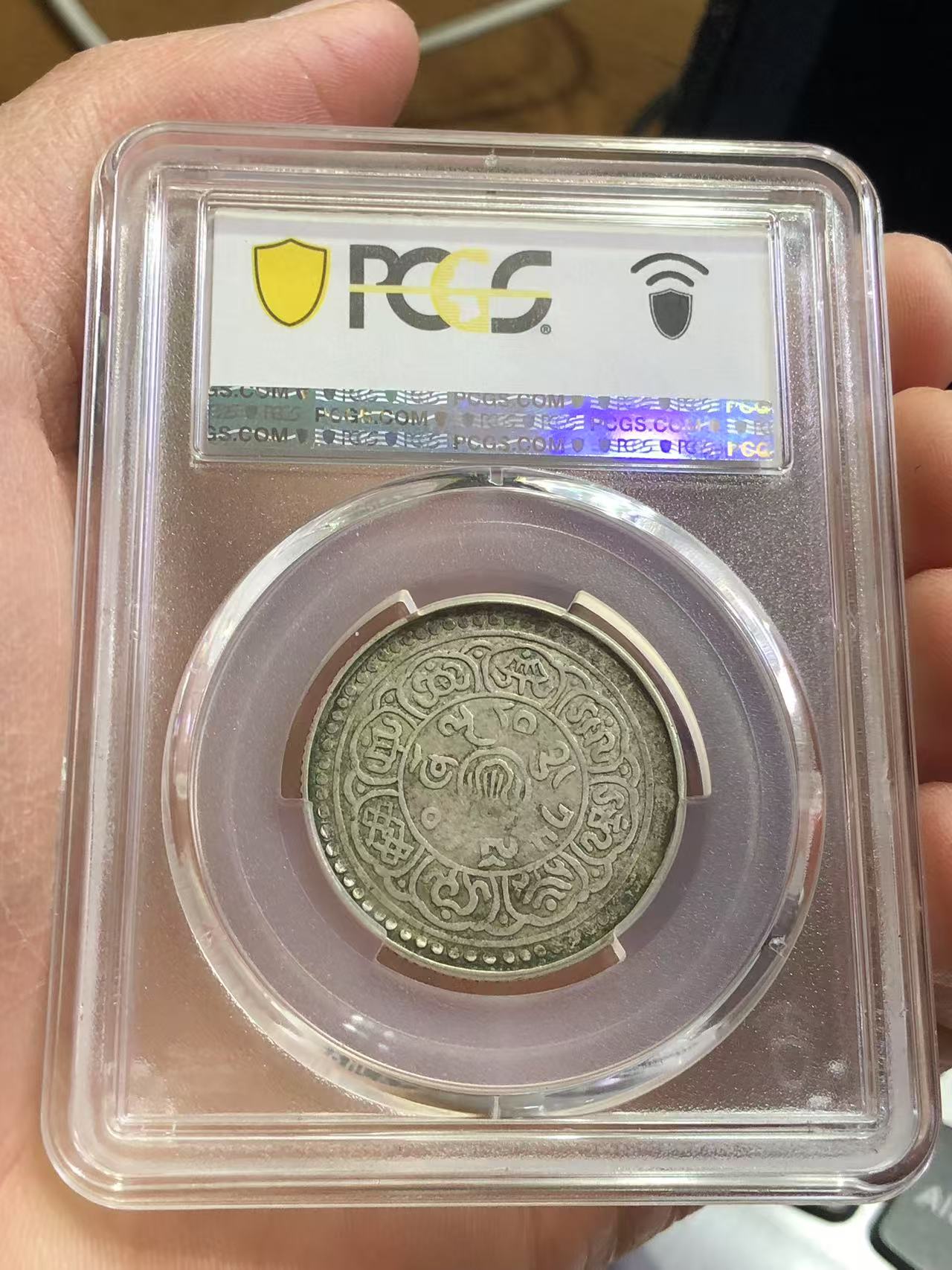 dvubb 图片点击可在新窗口打开查看
