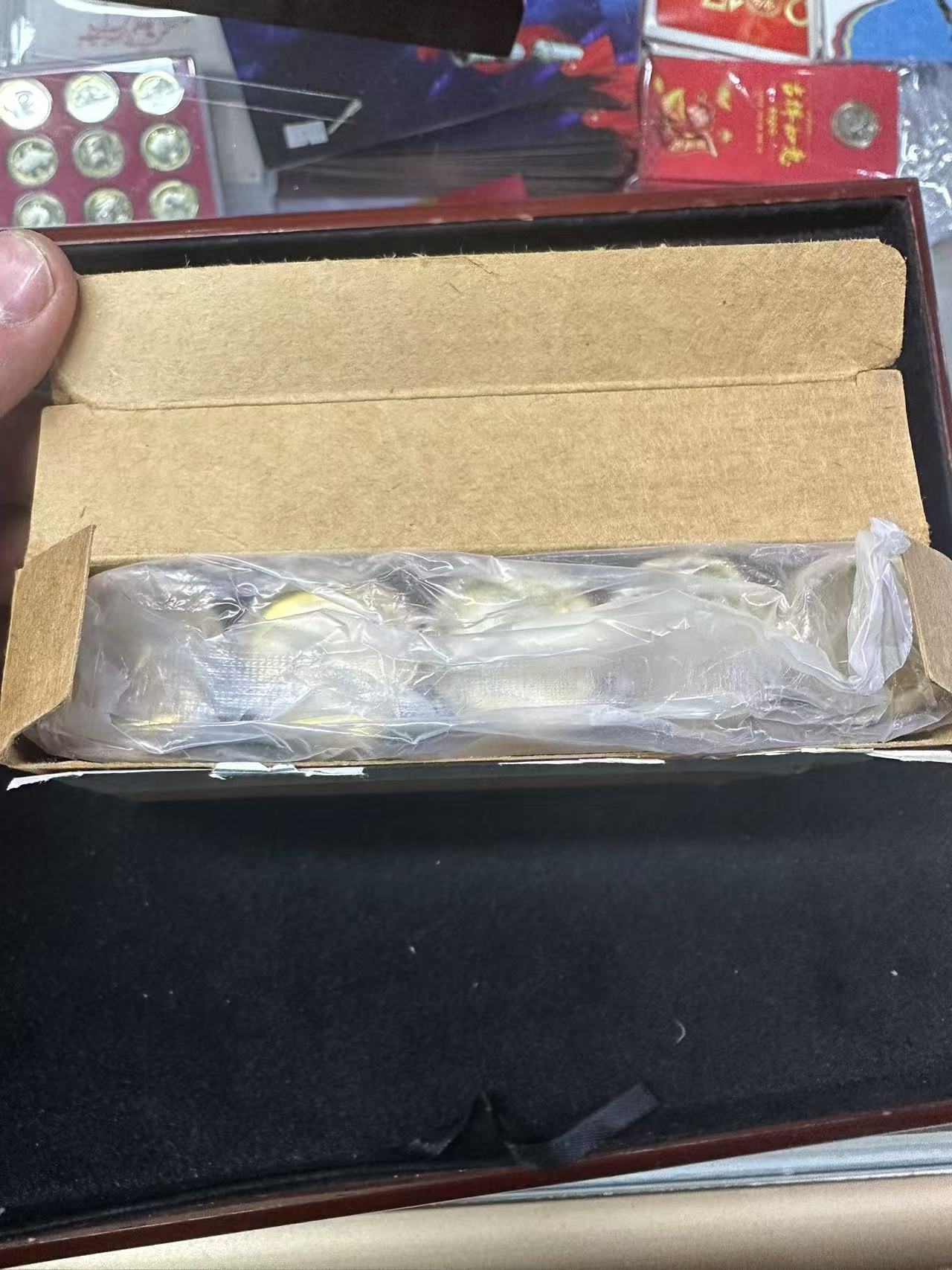 dvubb 图片点击可在新窗口打开查看