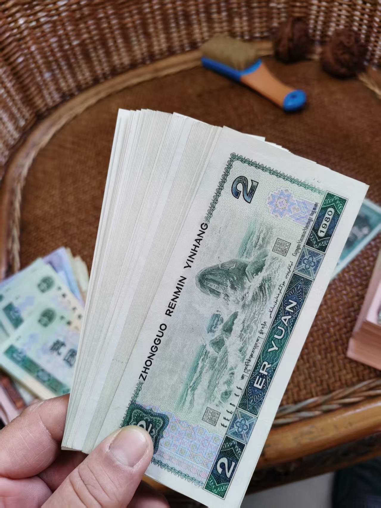 dvubb 图片点击可在新窗口打开查看