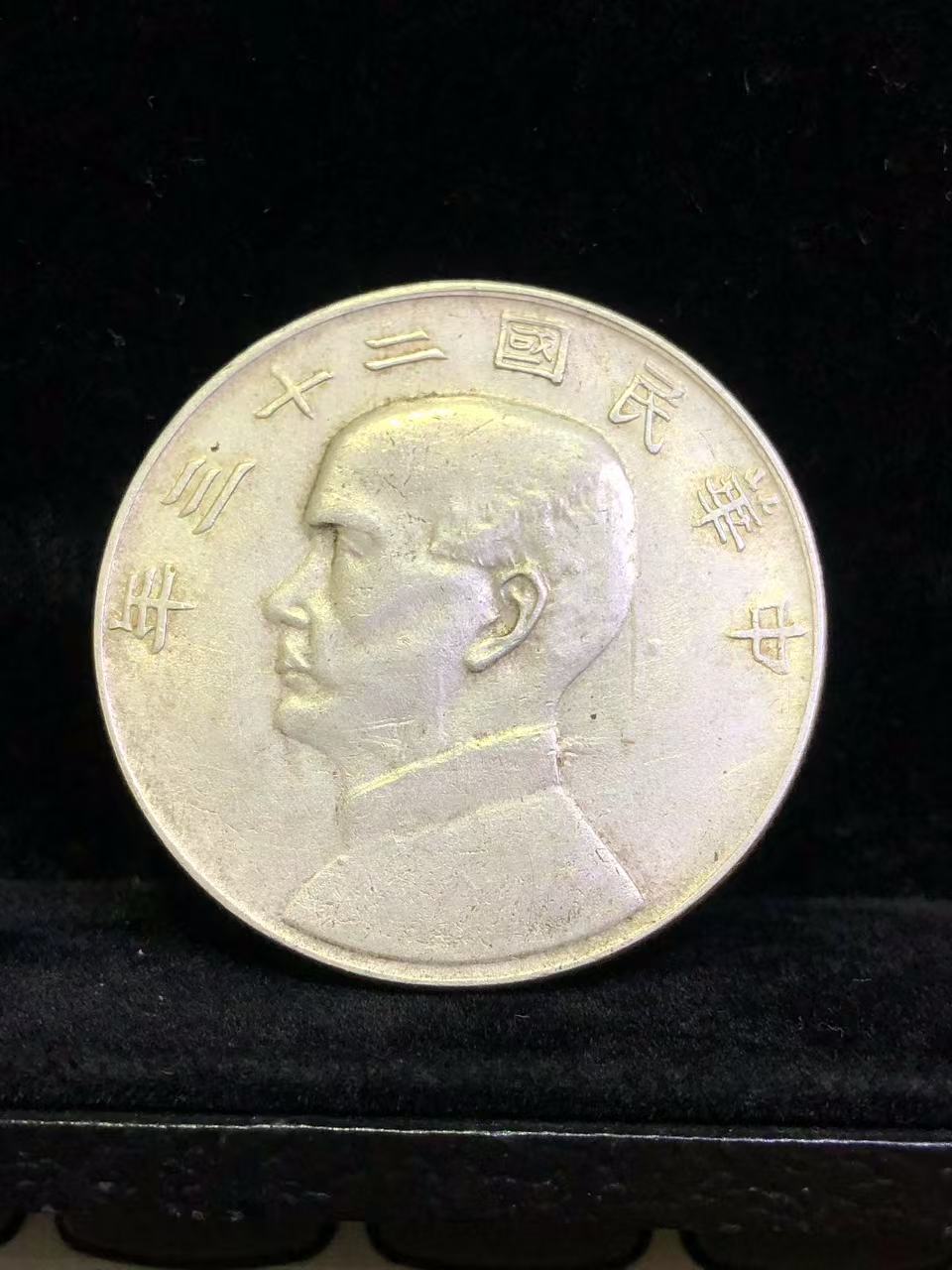 dvubb 图片点击可在新窗口打开查看