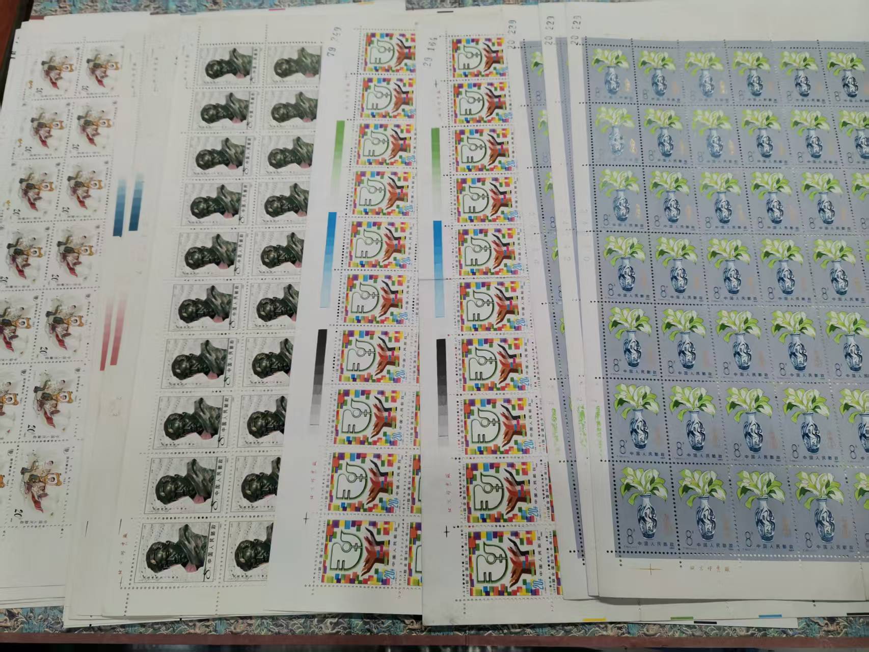 dvubb 图片点击可在新窗口打开查看