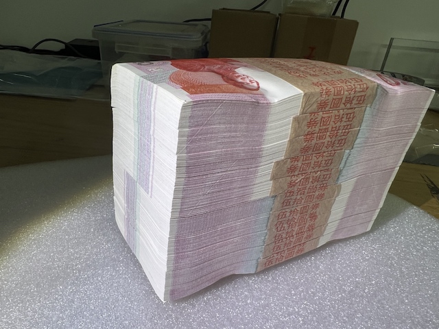 dvubb 图片点击可在新窗口打开查看