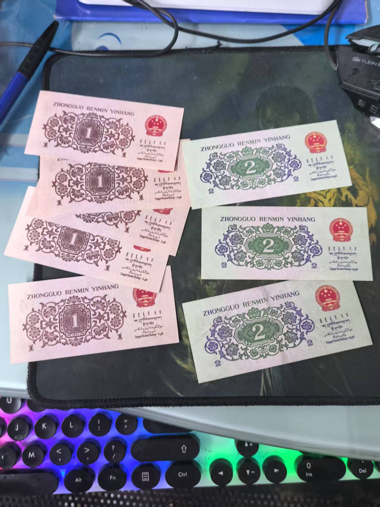 dvubb 图片点击可在新窗口打开查看