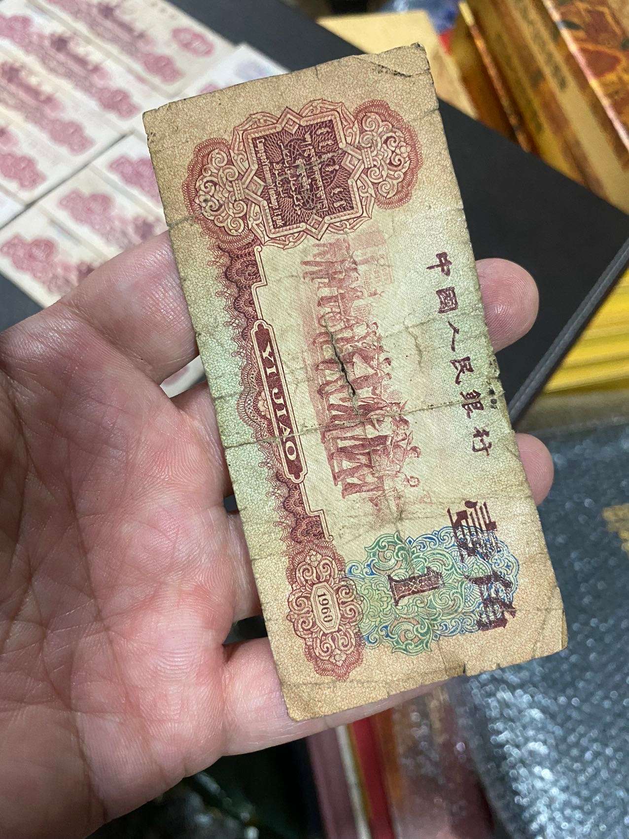 dvubb 图片点击可在新窗口打开查看