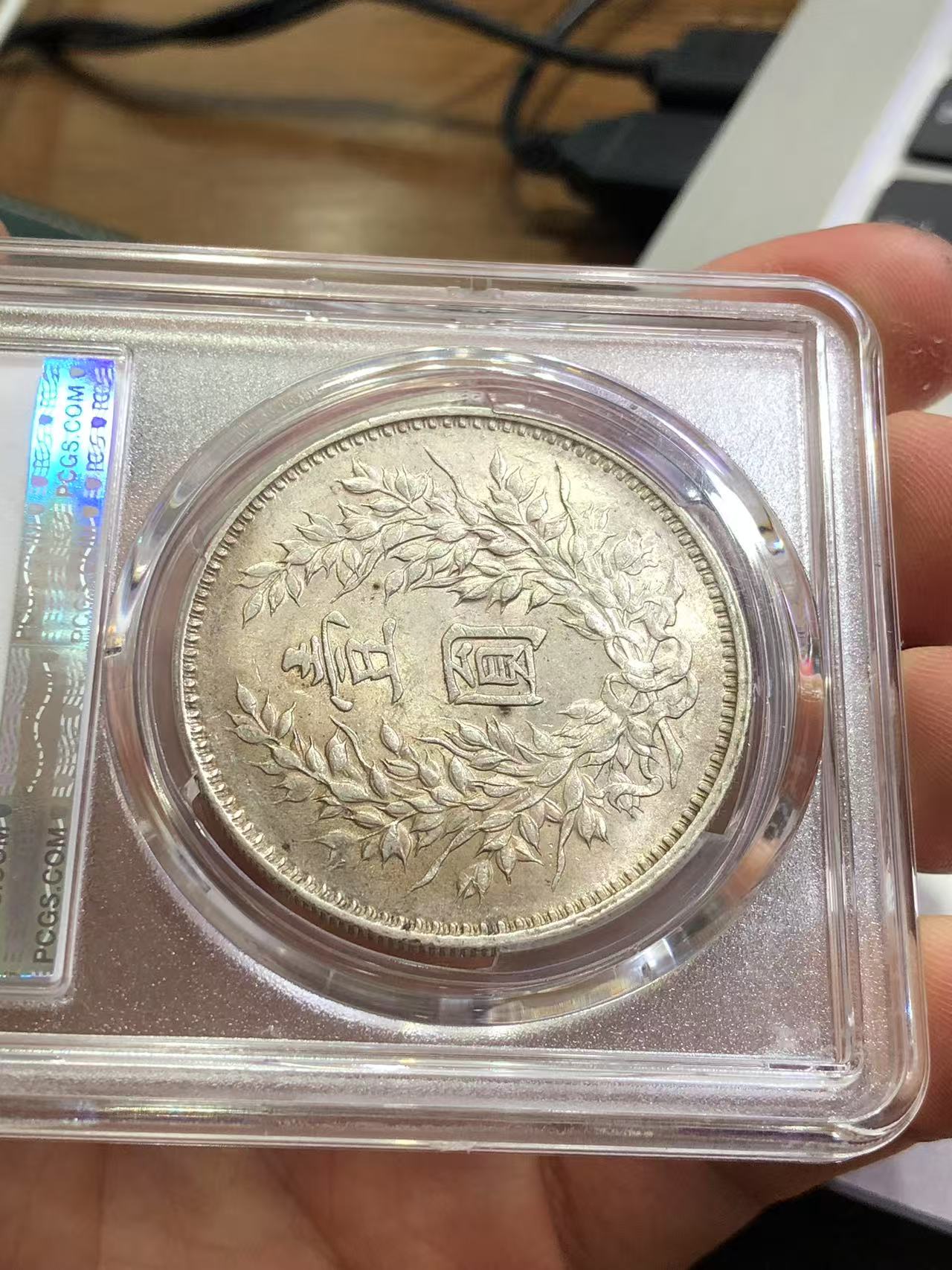 dvubb 图片点击可在新窗口打开查看