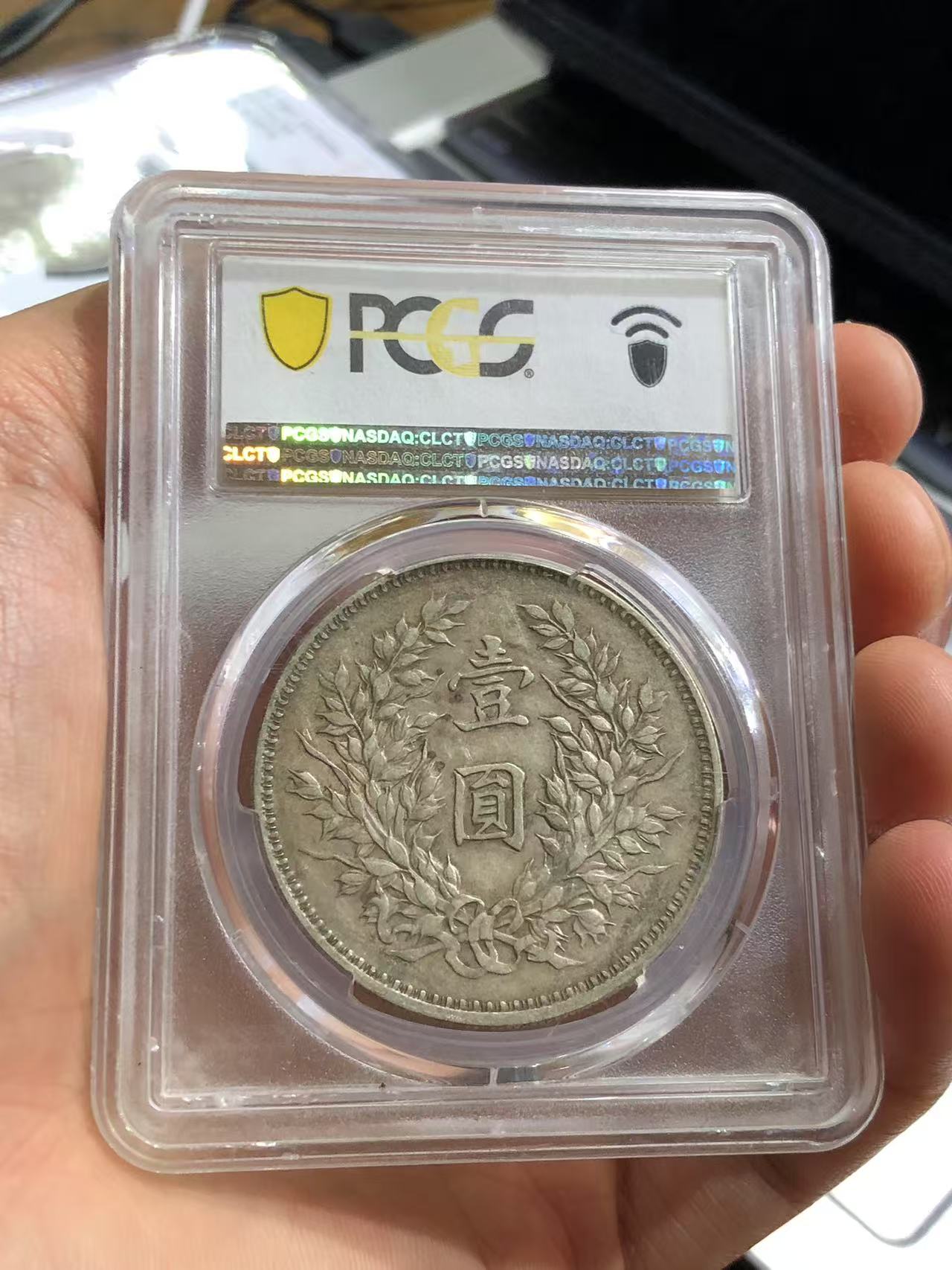 dvubb 图片点击可在新窗口打开查看