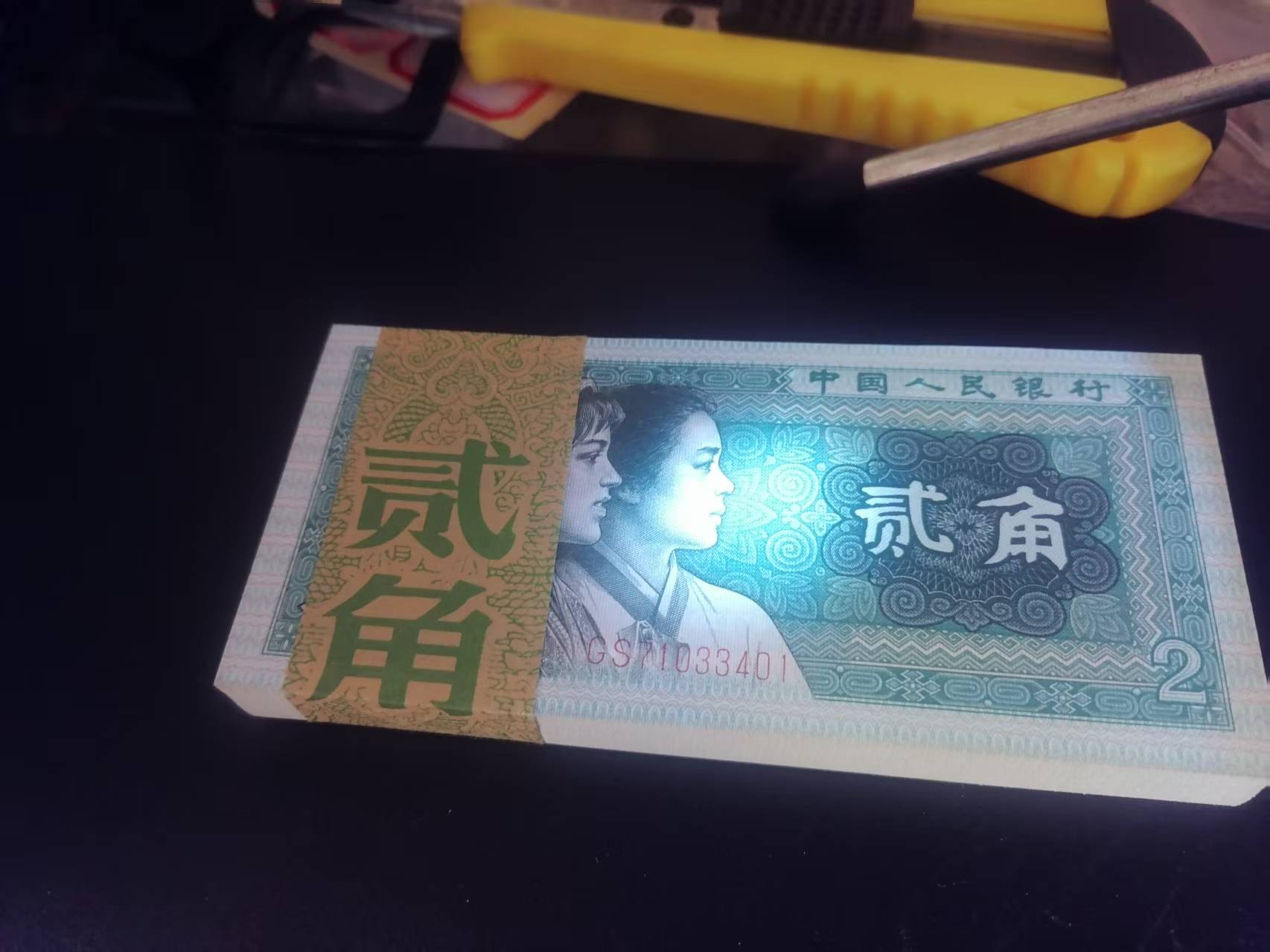 dvubb 图片点击可在新窗口打开查看