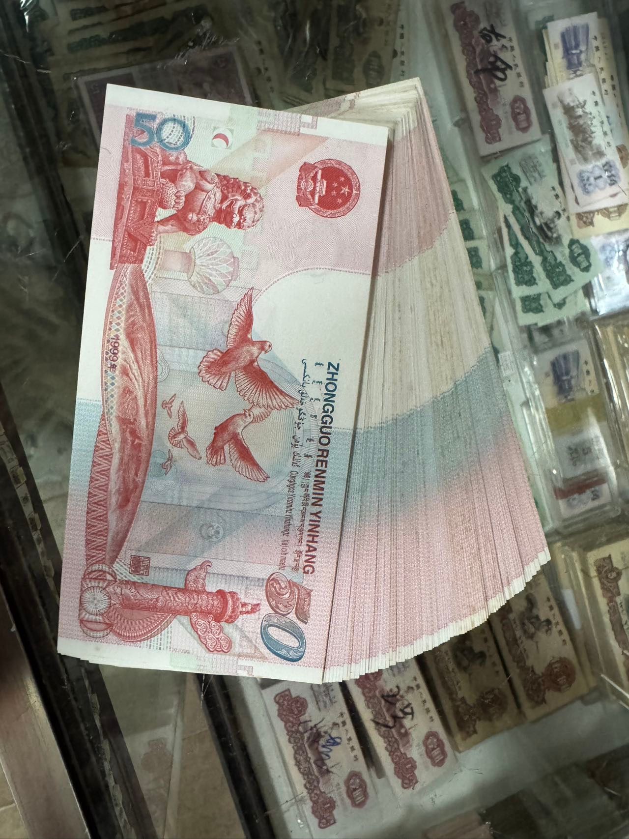 dvubb 图片点击可在新窗口打开查看