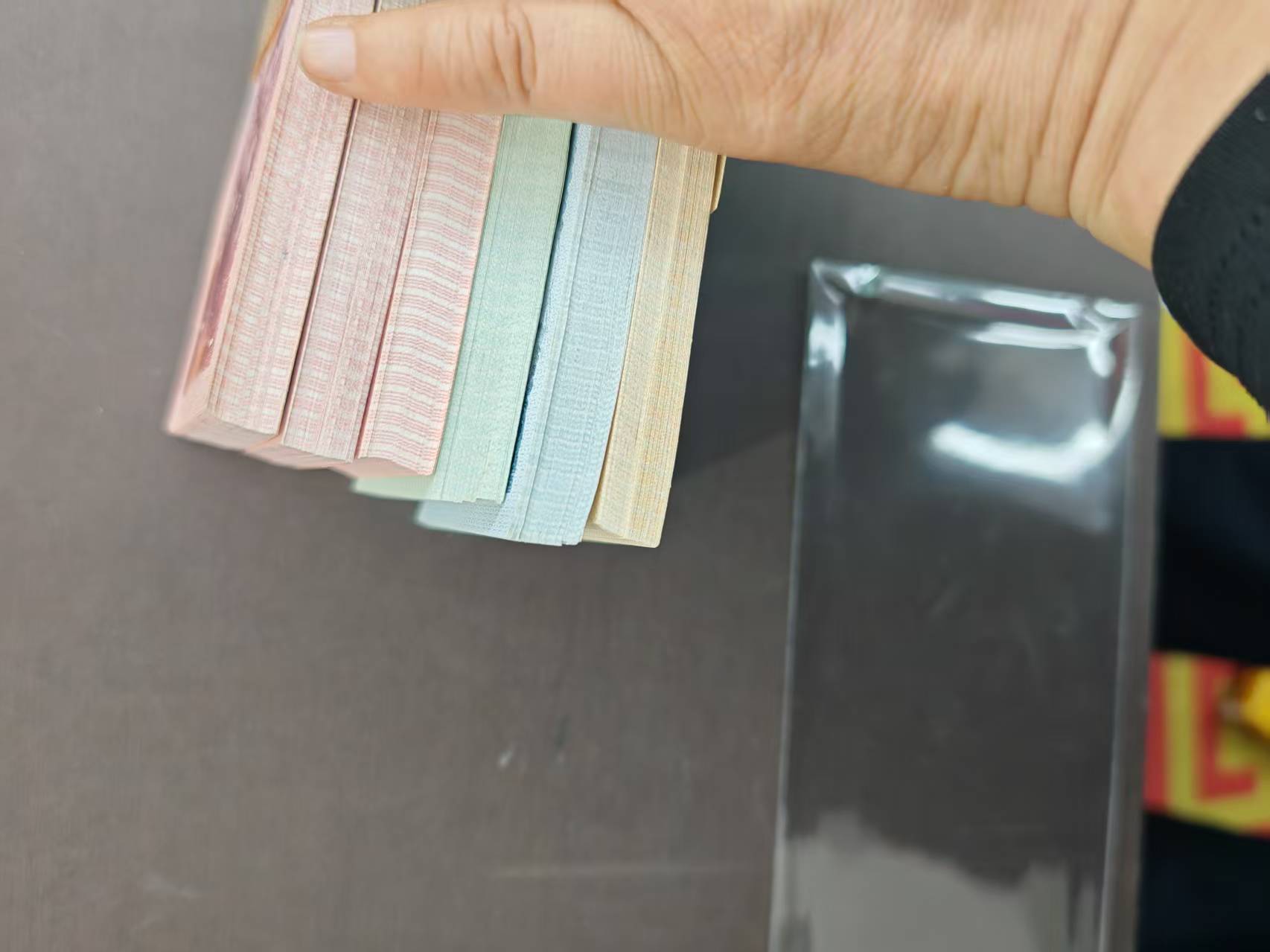 dvubb 图片点击可在新窗口打开查看