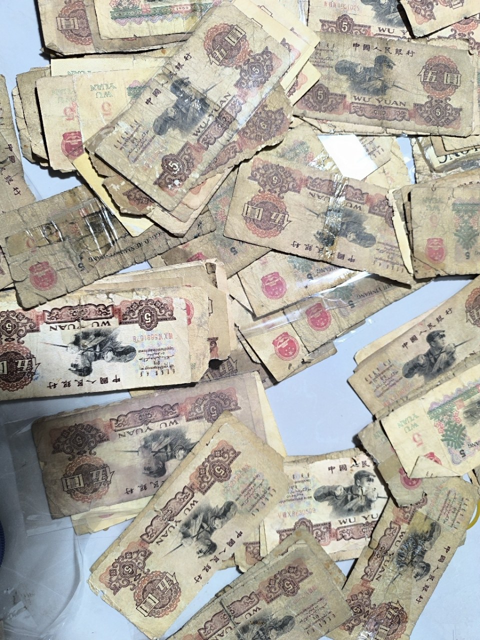 dvubb 图片点击可在新窗口打开查看