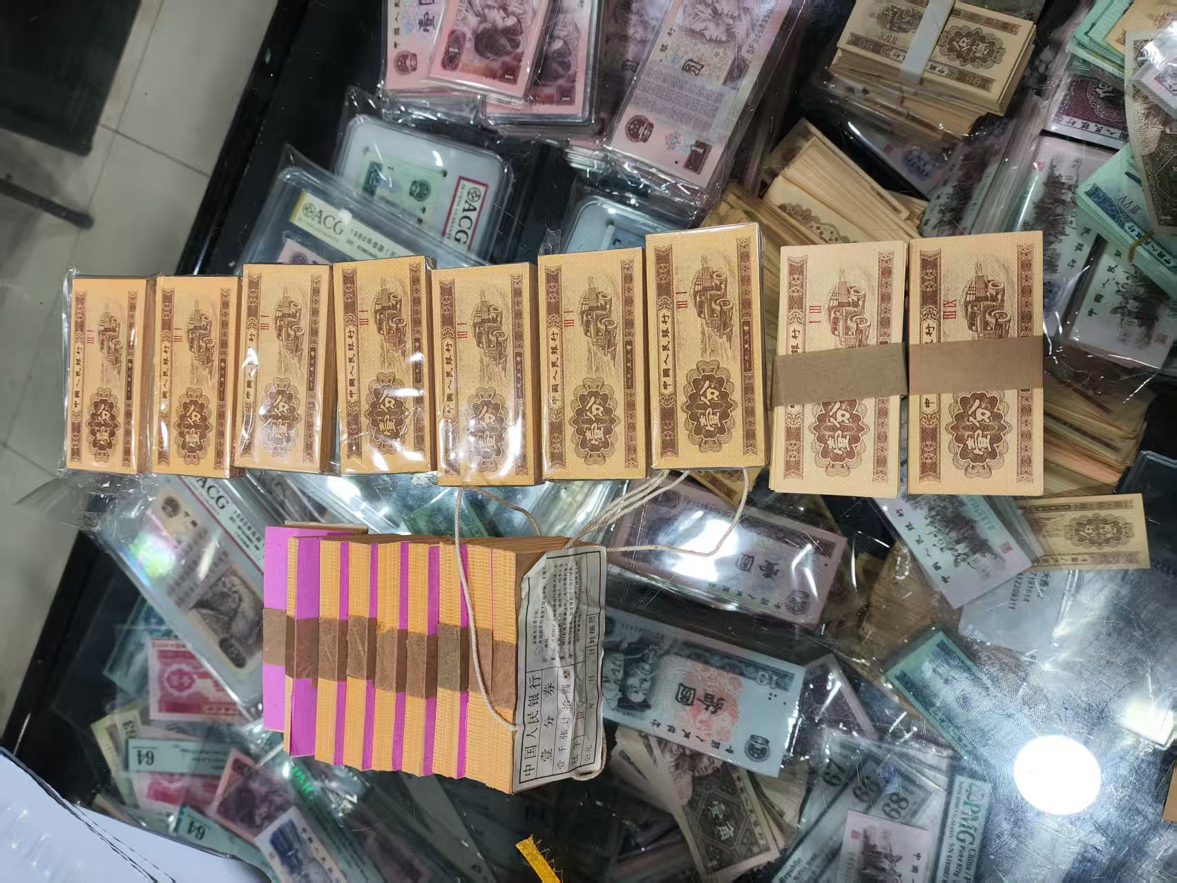 dvubb 图片点击可在新窗口打开查看