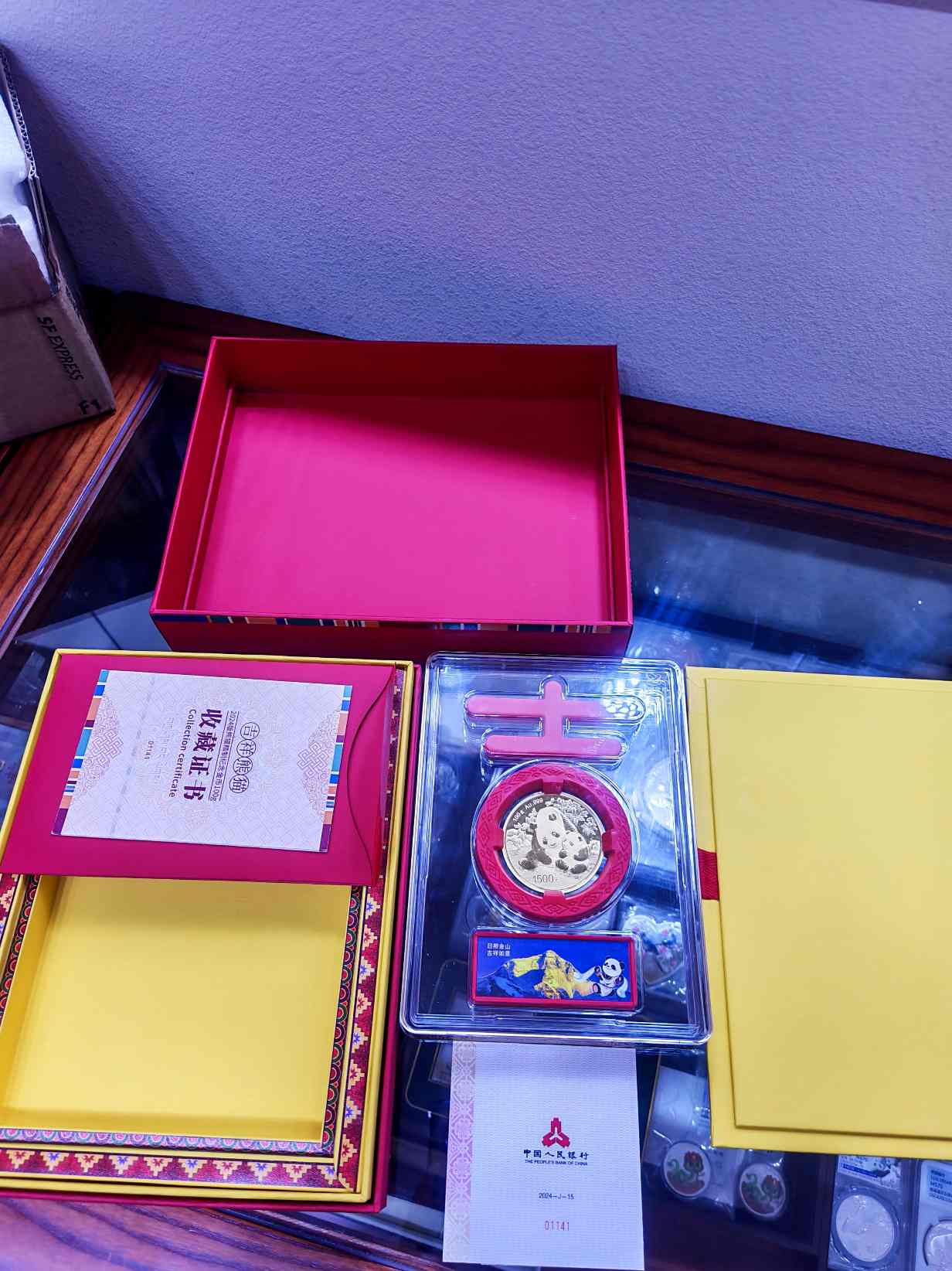 dvubb 图片点击可在新窗口打开查看