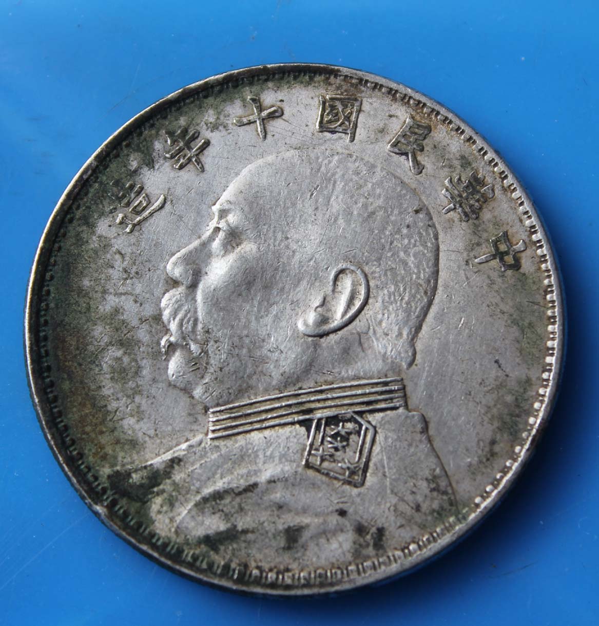 dvubb 图片点击可在新窗口打开查看