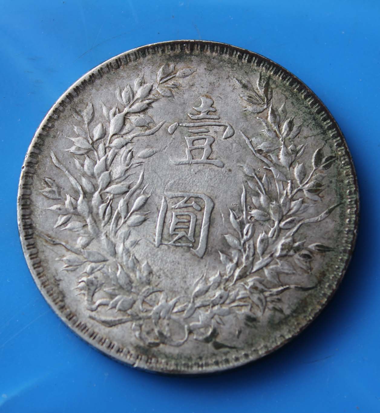 dvubb 图片点击可在新窗口打开查看