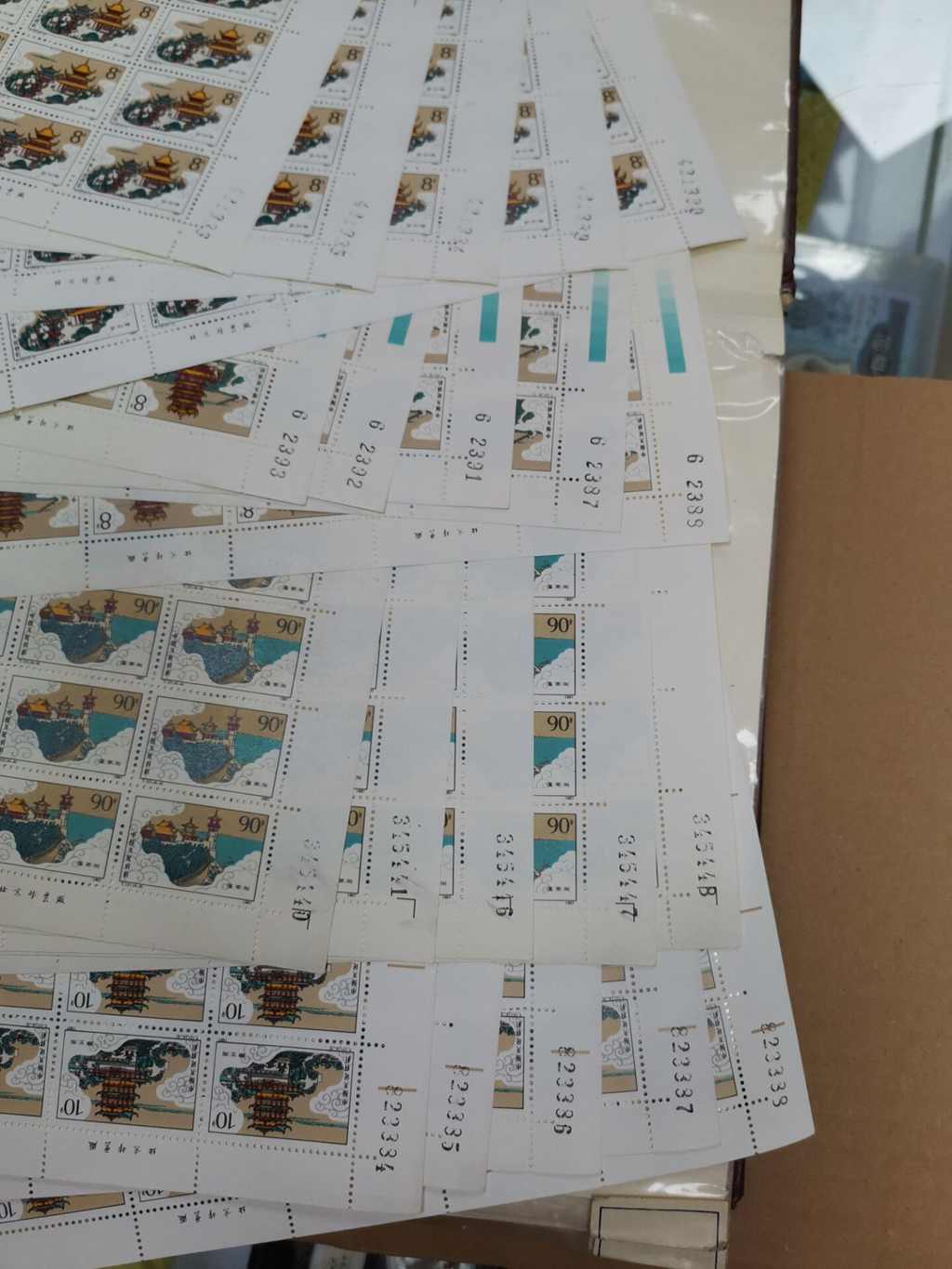 dvubb 图片点击可在新窗口打开查看