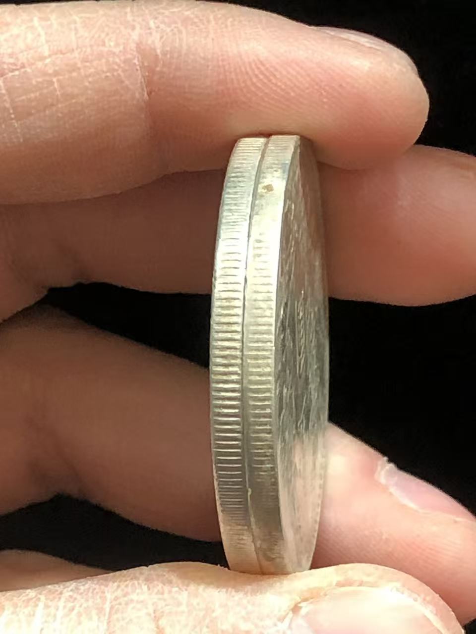 dvubb 图片点击可在新窗口打开查看