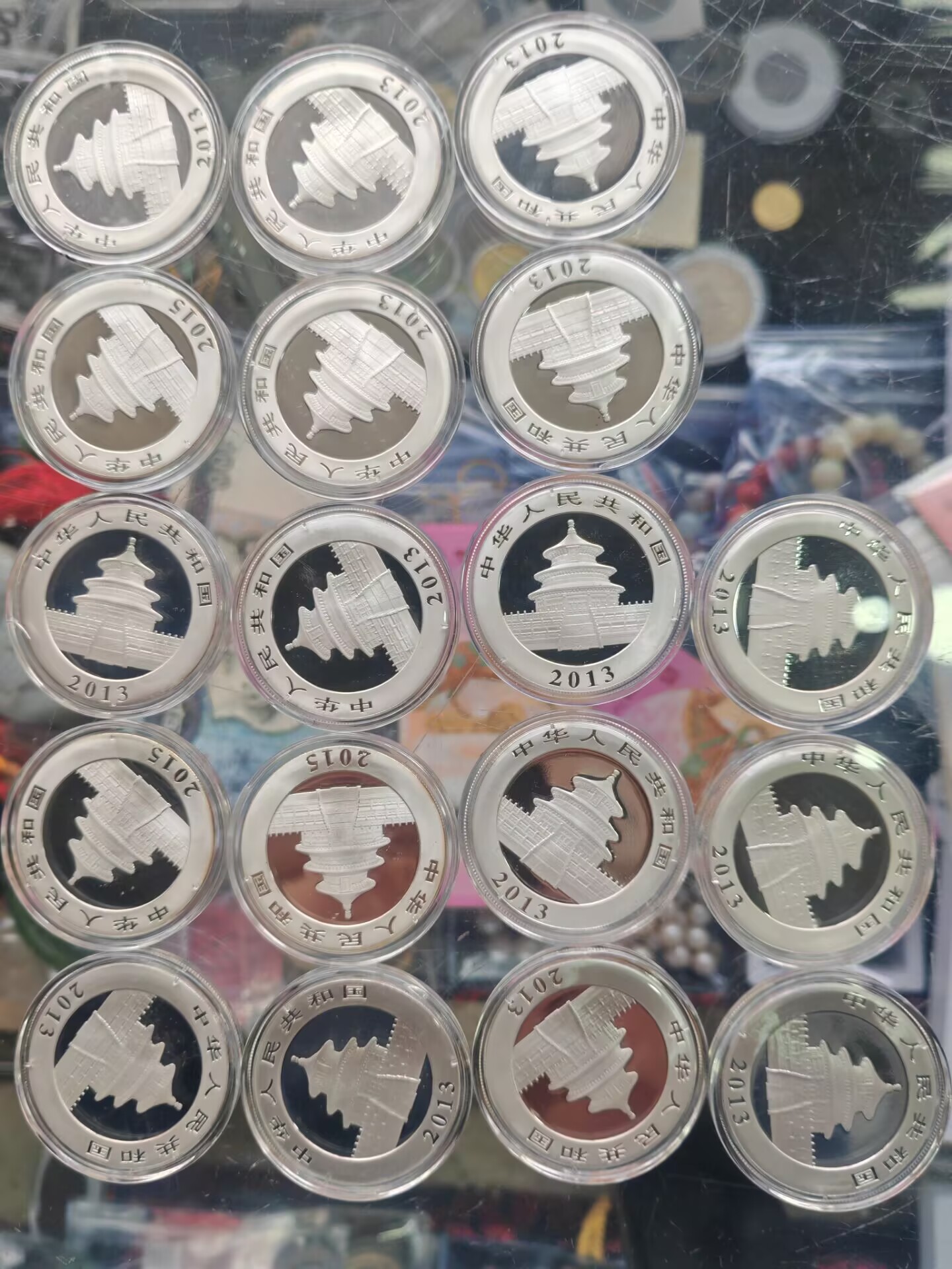 dvubb 图片点击可在新窗口打开查看