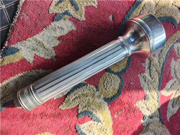 dvubb 图片点击可在新窗口打开查看