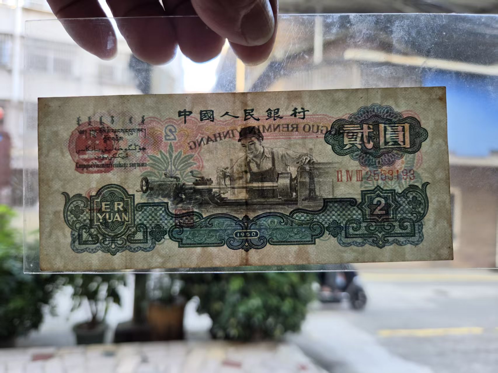 dvubb 图片点击可在新窗口打开查看
