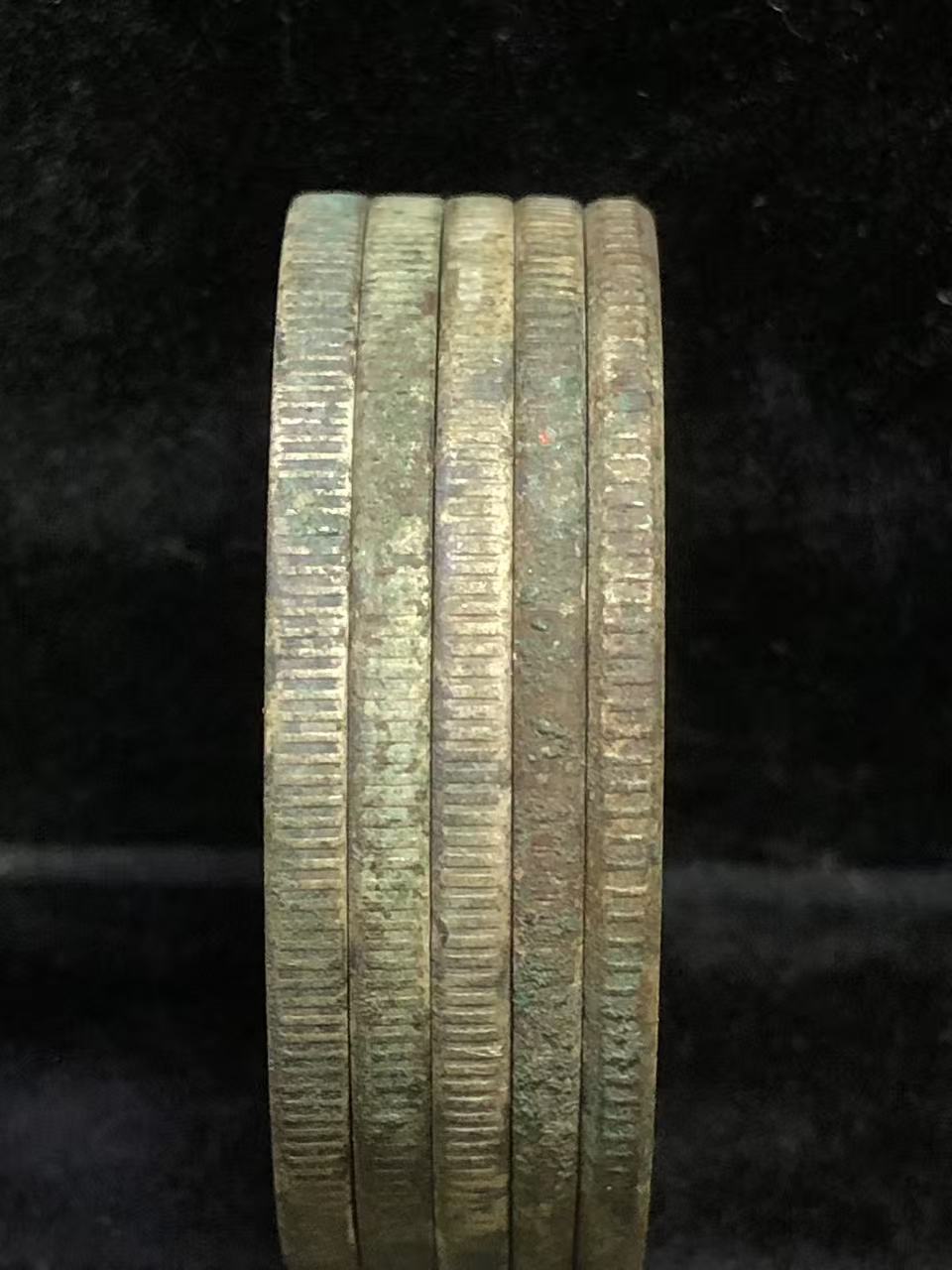 dvubb 图片点击可在新窗口打开查看