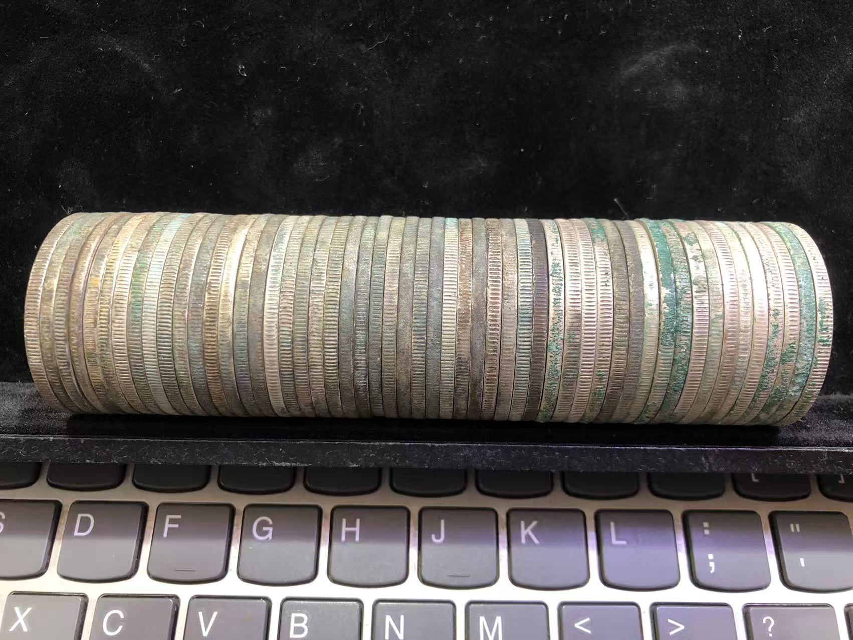 dvubb 图片点击可在新窗口打开查看