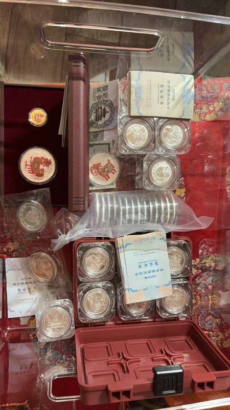 dvubb 图片点击可在新窗口打开查看