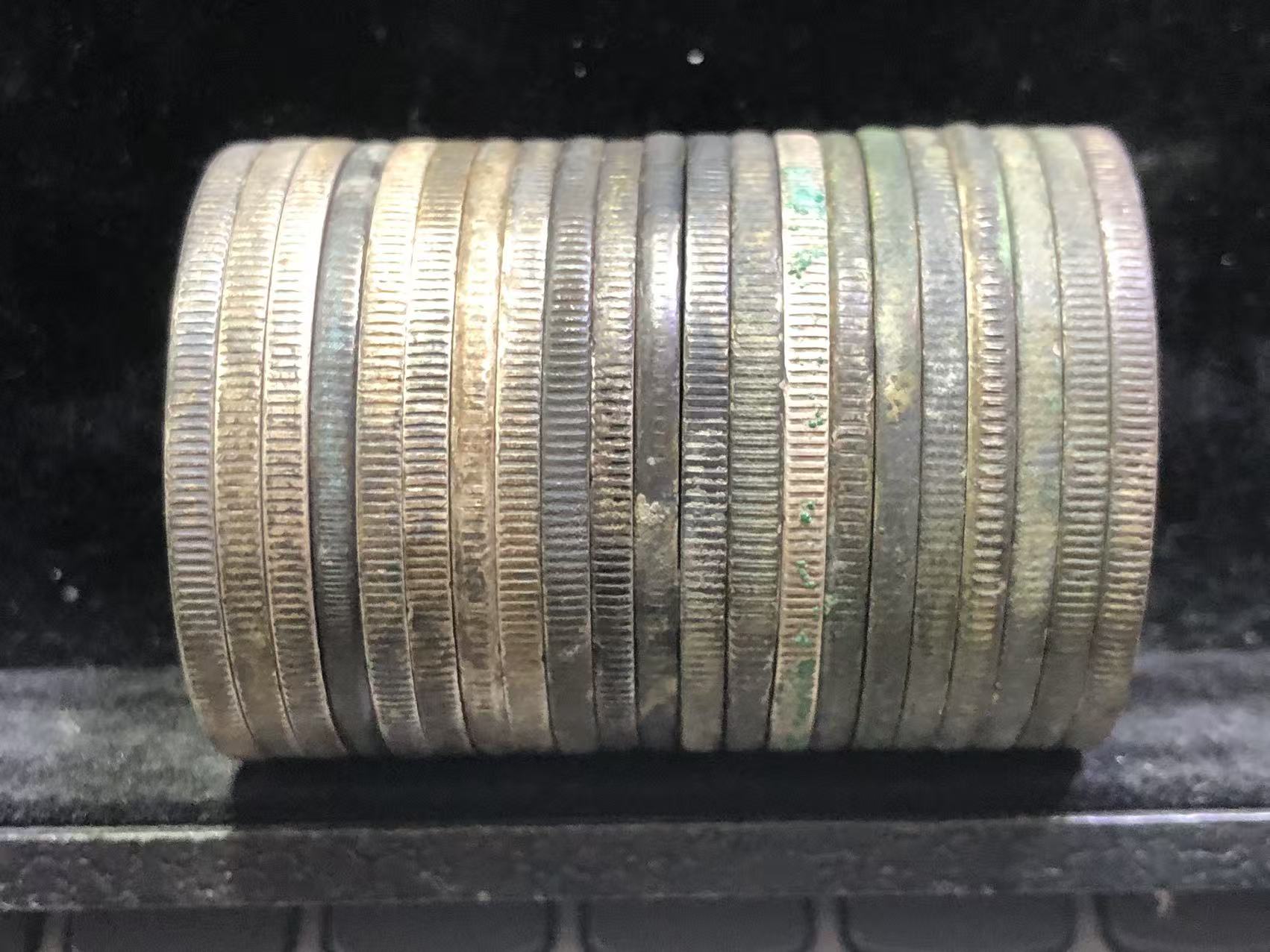 dvubb 图片点击可在新窗口打开查看