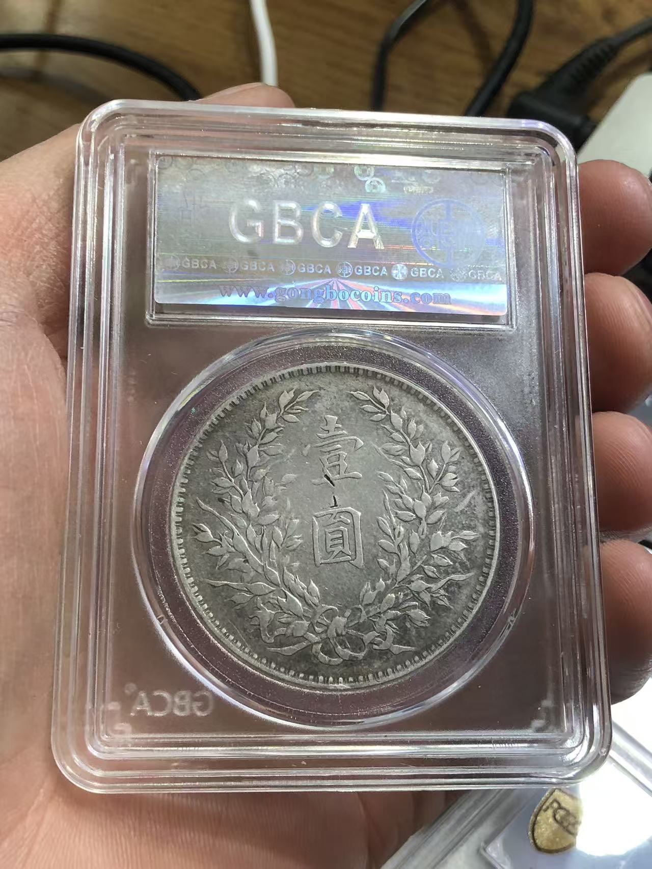 dvubb 图片点击可在新窗口打开查看