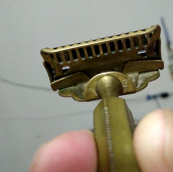 dvubb 图片点击可在新窗口打开查看