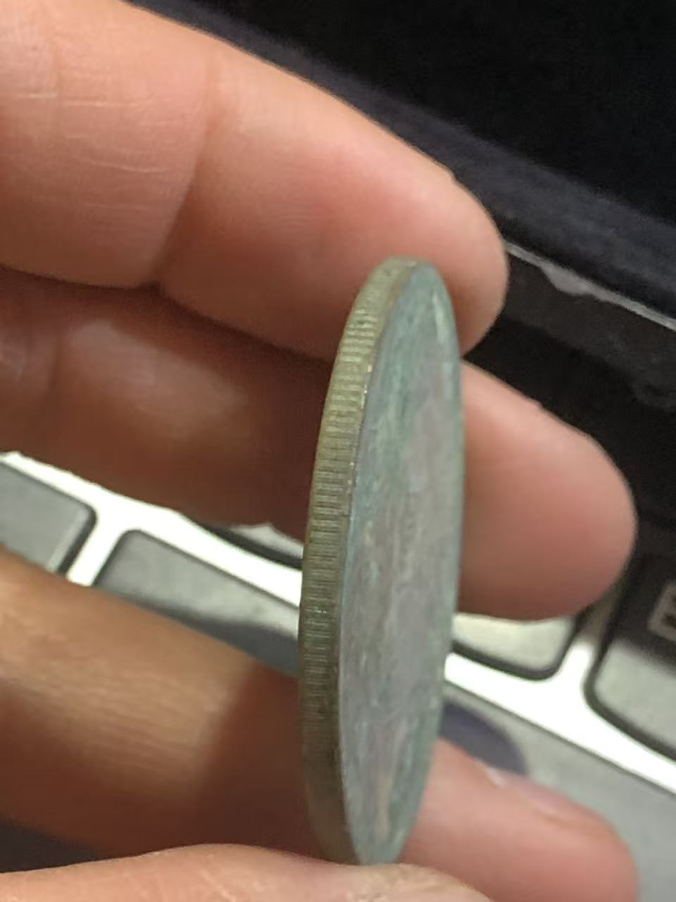 dvubb 图片点击可在新窗口打开查看