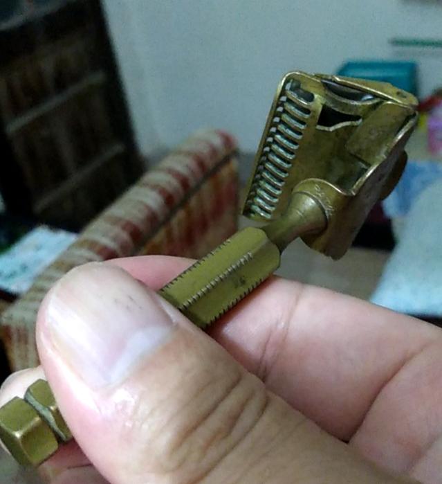 dvubb 图片点击可在新窗口打开查看