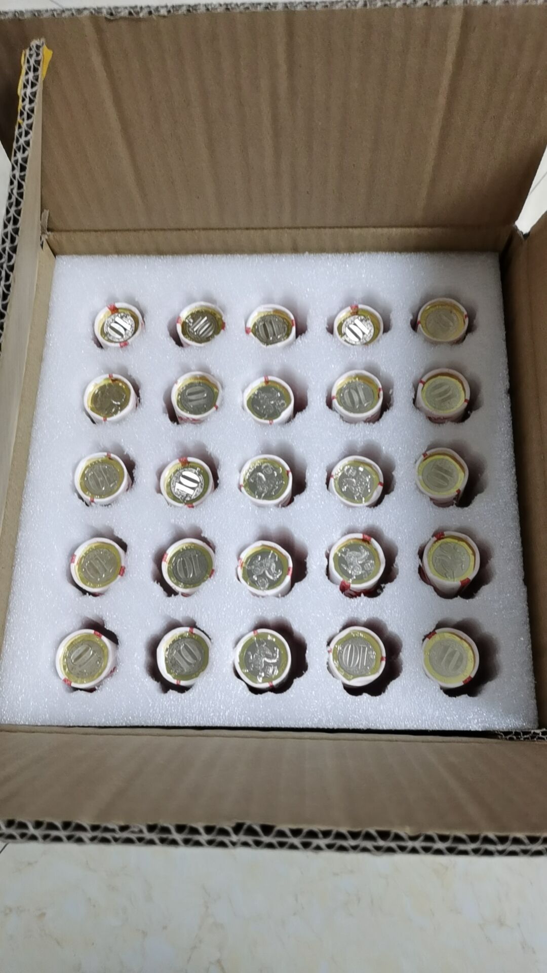 dvubb 图片点击可在新窗口打开查看