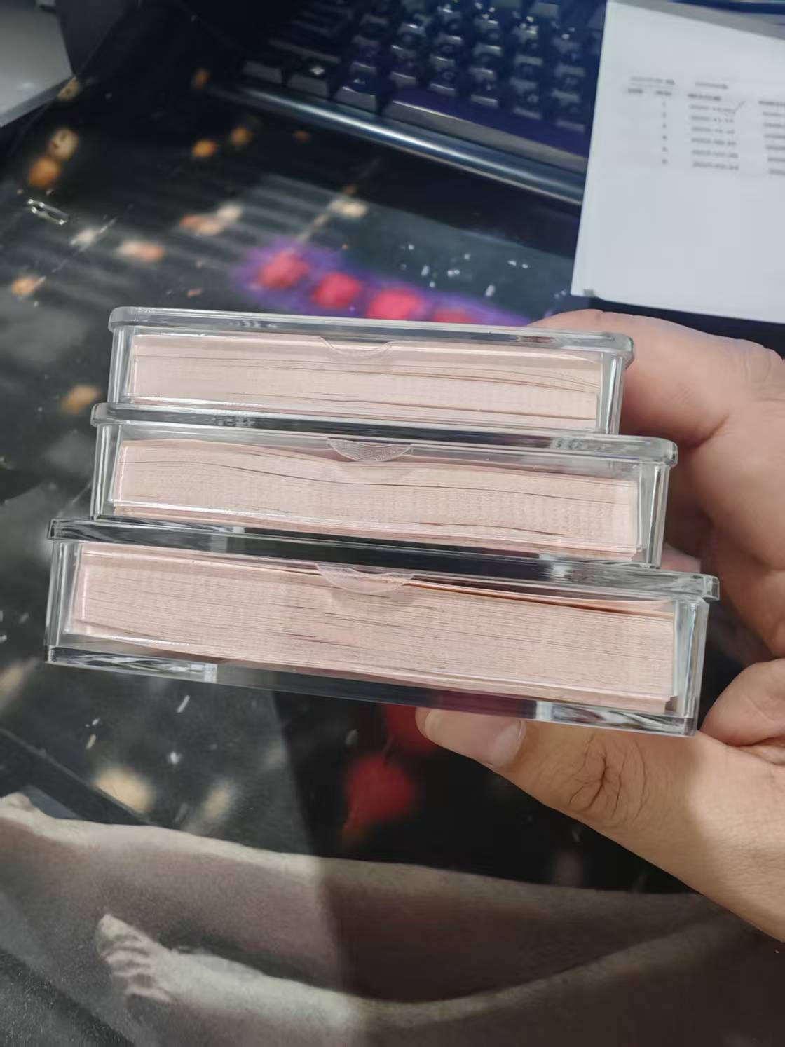 dvubb 图片点击可在新窗口打开查看