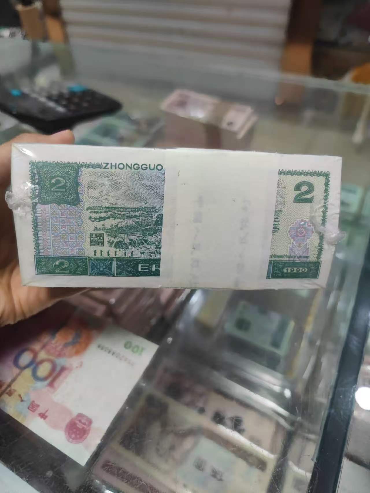 dvubb 图片点击可在新窗口打开查看