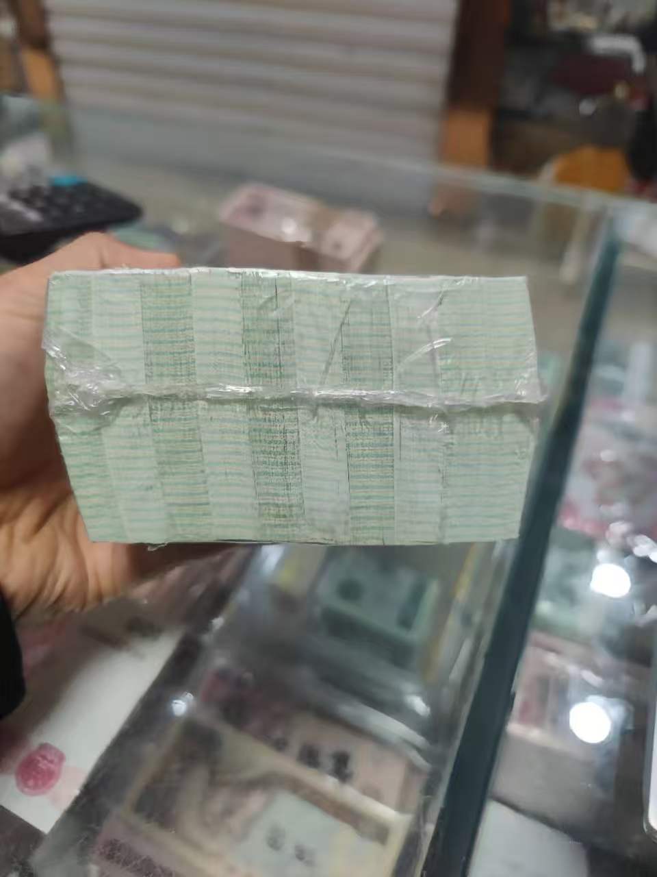 dvubb 图片点击可在新窗口打开查看