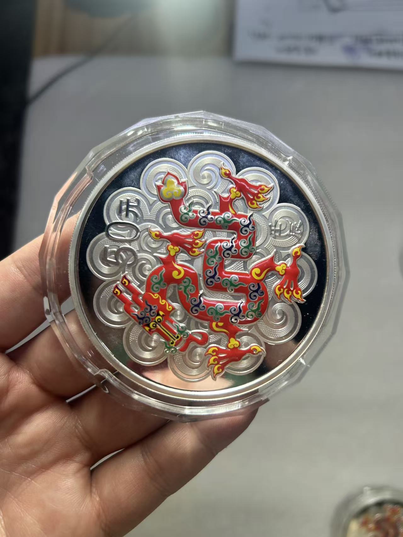 dvubb 图片点击可在新窗口打开查看